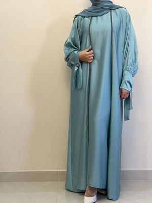 Naila Abaya