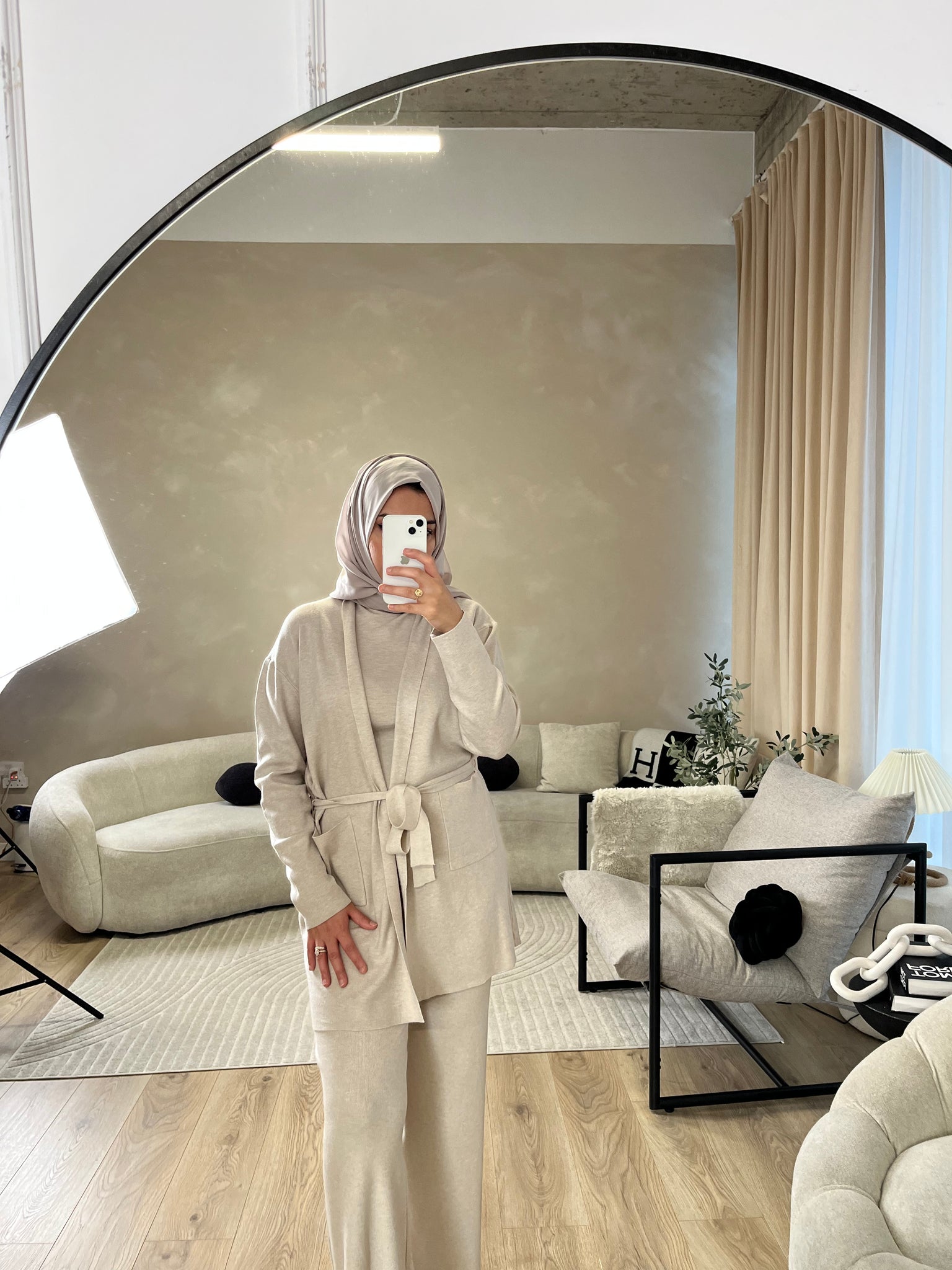 Darya Co Ord - Beige Short Cardigan