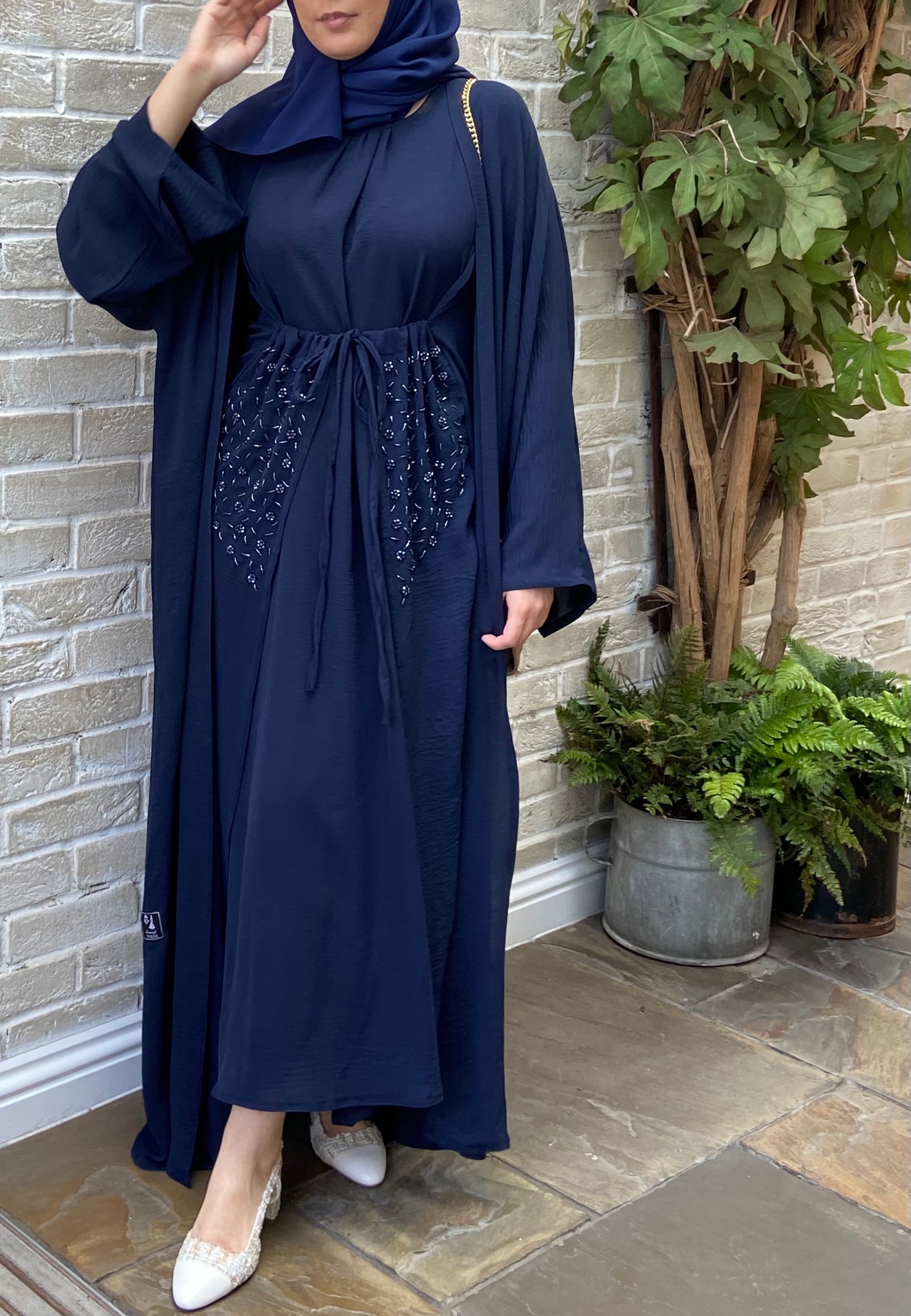 Anisa Abaya